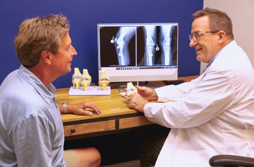 Meet with Dr. Altizer at NeoGenix Stem Cell & Regenerative Therapies in Charlotte NC